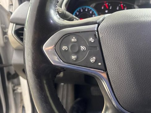 Used 2020 Chevrolet Traverse RS FWD image 32