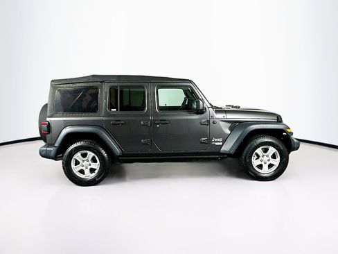 Used 2018 Jeep Wrangler Unlimited Sport S image 10