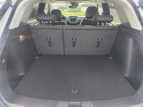 Used 2023 Chevrolet TrailBlazer LT FWD image 23