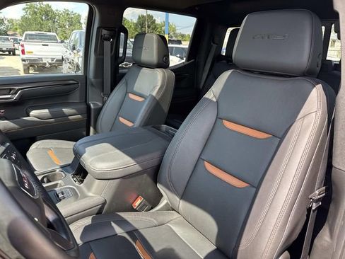Used 2024 GMC Sierra 1500 AT4 w/ Technology Package image 37