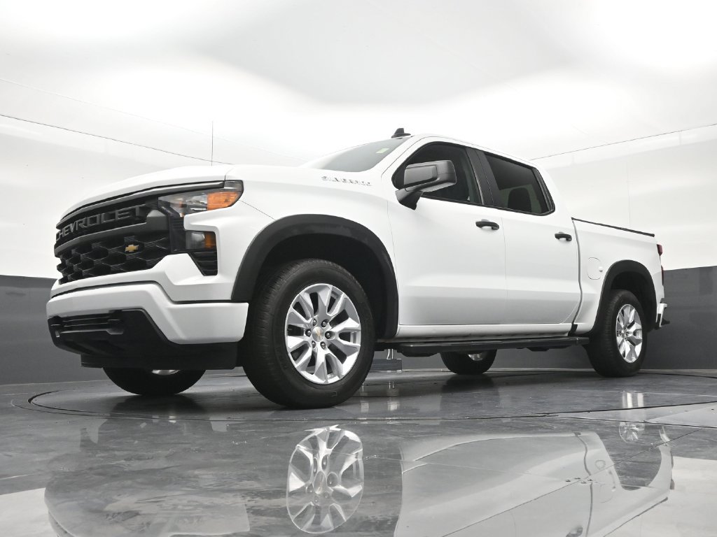 Used 2024 Chevrolet Silverado 1500 Custom RWD image 25
