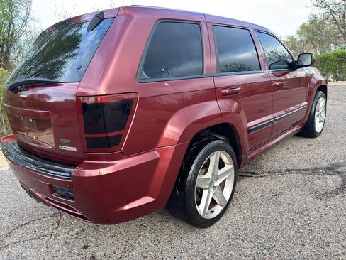 Used 2007 Jeep Grand Cherokee SRT8 w/ SRT Option Group I image 9