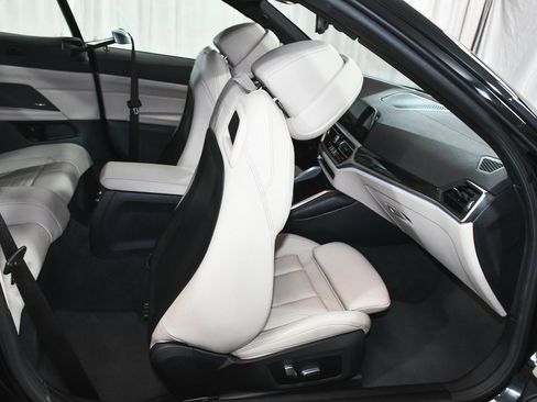 Used 2023 BMW 440i xDrive M440i xDrive w/ Premium Package image 69