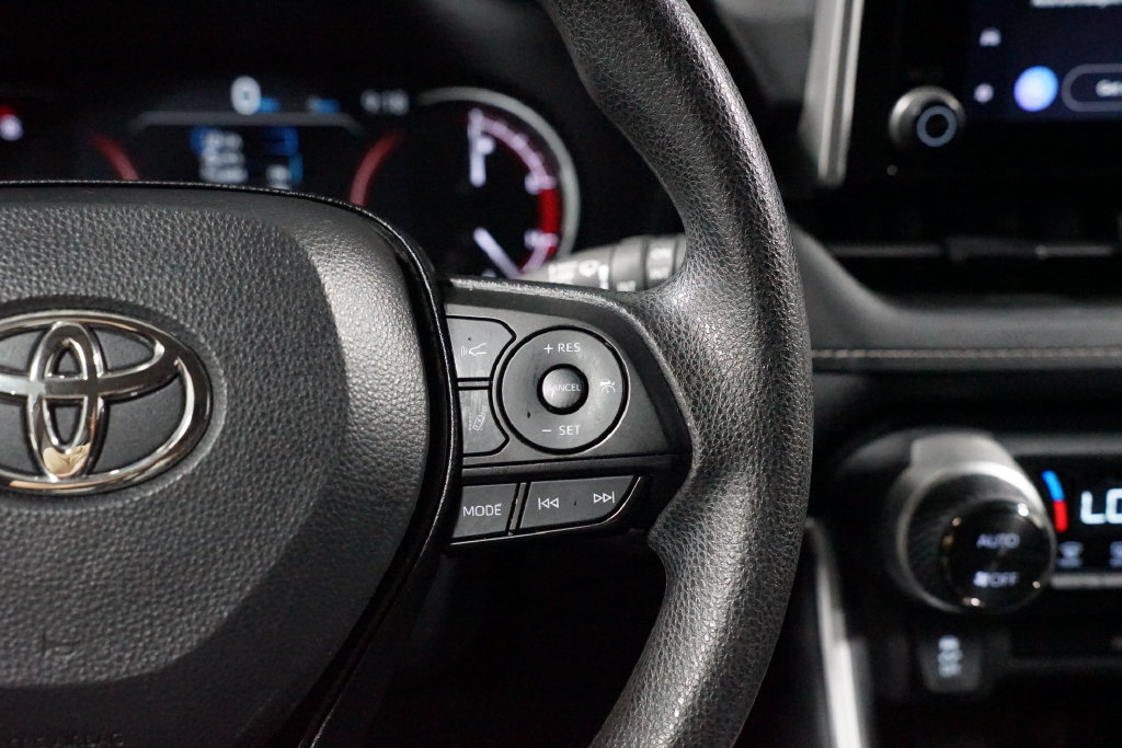 Certified 2025 Toyota RAV4 XLE FWD image 13
