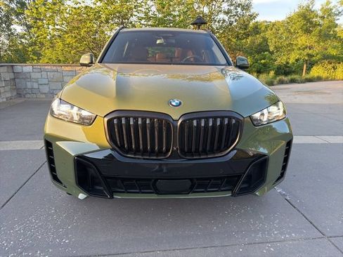 Used 2026 BMW X5 xDrive40i w/ M Sport Package AWD/4WD image 4