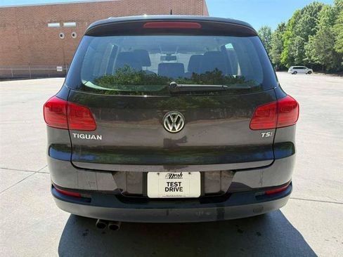 Used 2016 Volkswagen Tiguan S FWD image 4