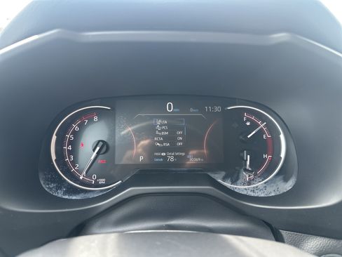 Used 2025 Toyota RAV4 XLE AWD/4WD image 21