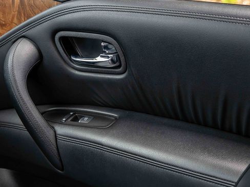 Certified 2023 Nissan Armada SL image 16