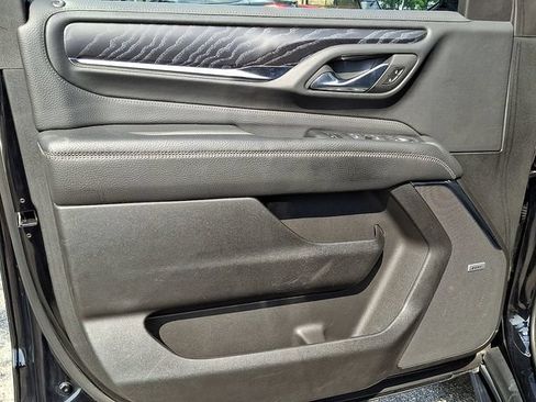 Used 2024 GMC Yukon Denali AWD/4WD image 11