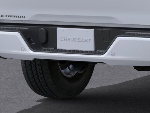 New 2026 Chevrolet Colorado LT w/ LT Convenience Package AWD/4WD image 14