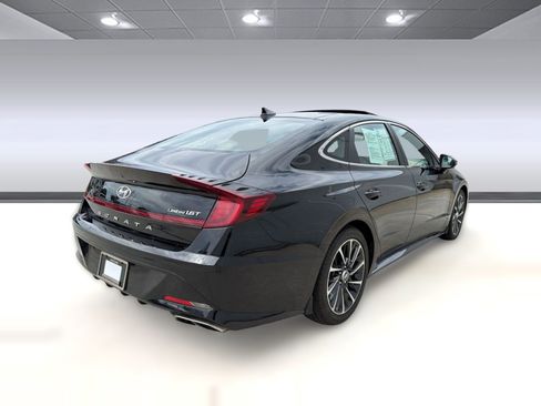 Used 2023 Hyundai Sonata Limited FWD image 9