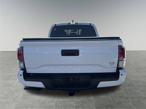 Used 2023 Toyota Tacoma TRD Off-Road image 4