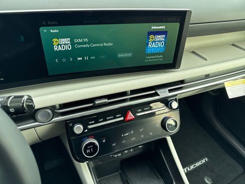 New 2026 Hyundai Tucson SEL image 11