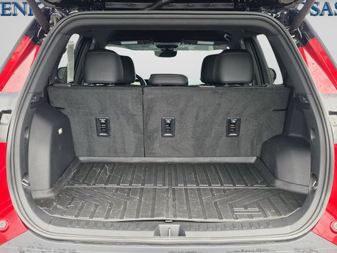 Used 2025 Chevrolet Equinox RS w/ Safety and Technology Package image 13