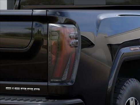 New 2026 GMC Sierra 2500 Denali w/ Denali Reserve Package AWD/4WD image 11
