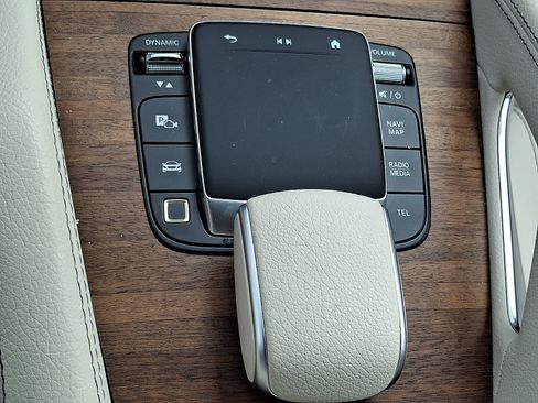 Certified 2026 Mercedes-Benz GLE 350 4MATIC image 25