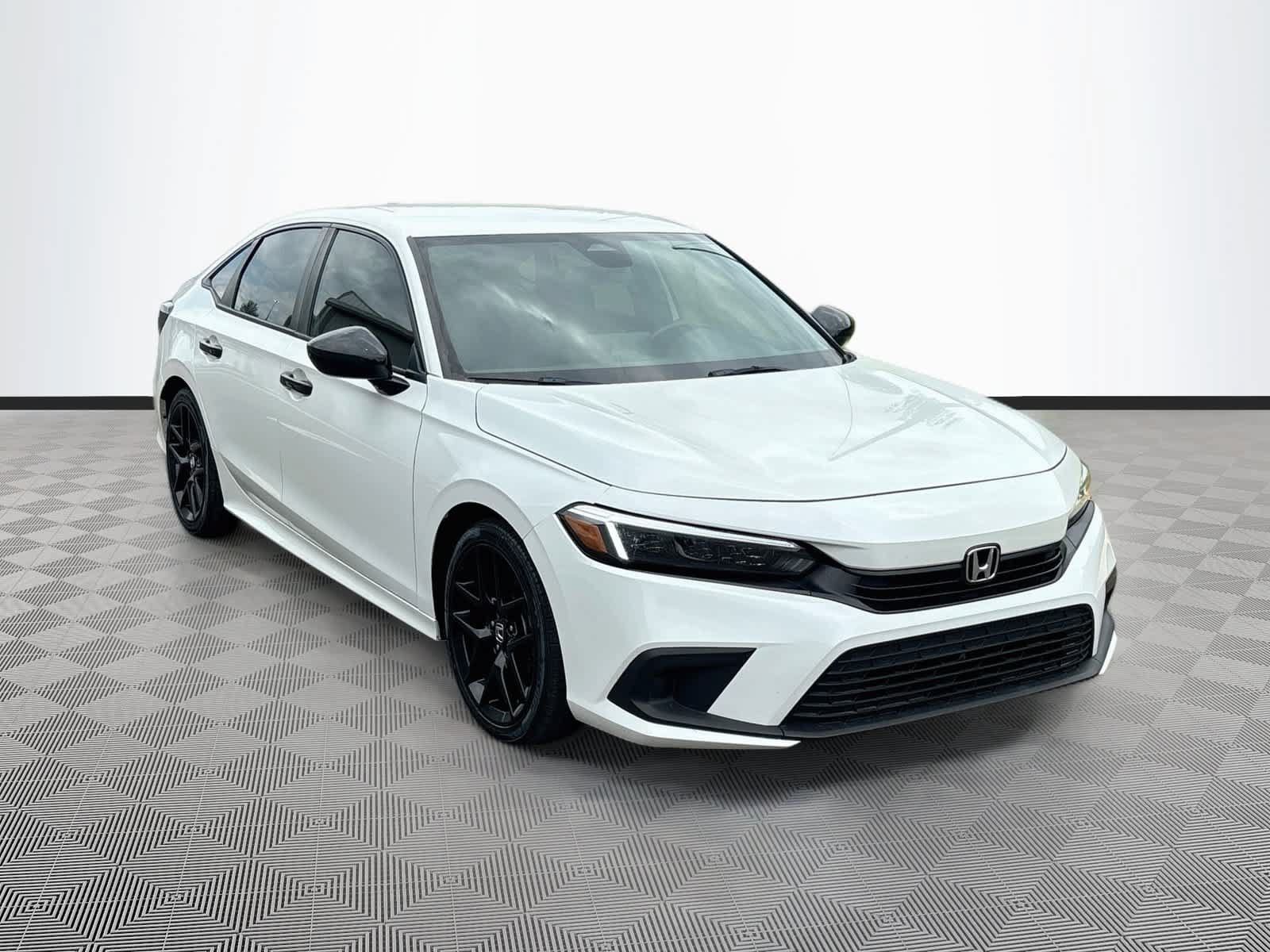 Used 2024 Honda Civic Sport image 3