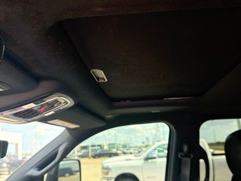 Used 2025 RAM 3500 Limited AWD/4WD image 14
