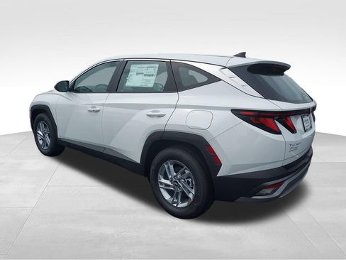 New 2026 Hyundai Tucson SE FWD image 3