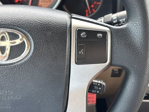 Used 2012 Toyota 4Runner SR5 RWD image 21