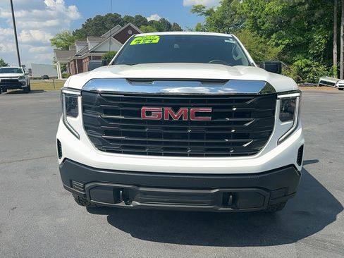 Used 2023 GMC Sierra 1500 Pro w/ Pro Value Package AWD/4WD image 2