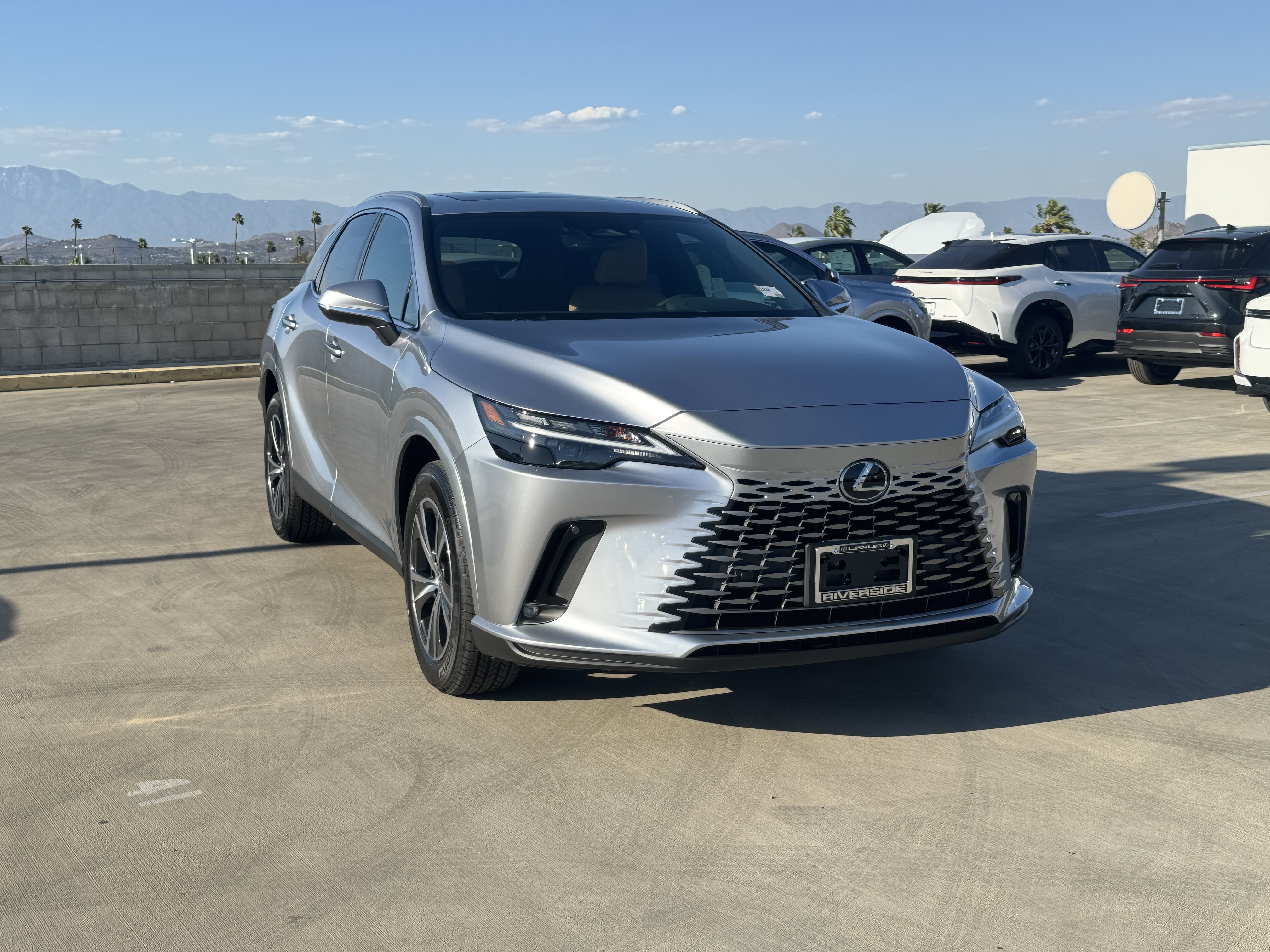 New 2026 Lexus RX 350 FWD image 2