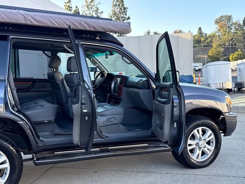 Used 2005 Lexus LX 470 4WD image 31