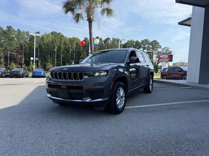 Used 2023 Jeep Grand Cherokee L Laredo