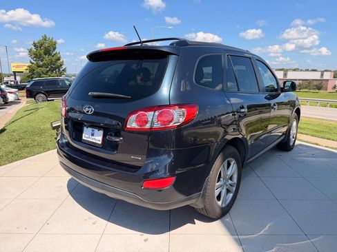 Used 2012 Hyundai Santa Fe Limited w/ Navigation Pkg 4 FWD image 9