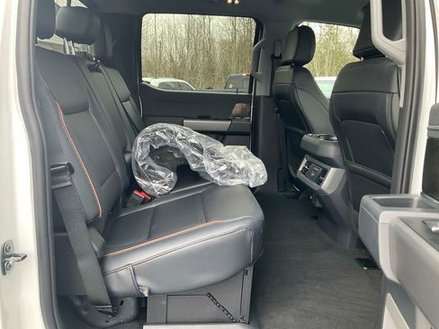 New 2026 Ford F250 Lariat w/ Black Appearance Package AWD/4WD image 13