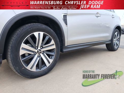 Used 2024 Mitsubishi Outlander Sport SE image 34
