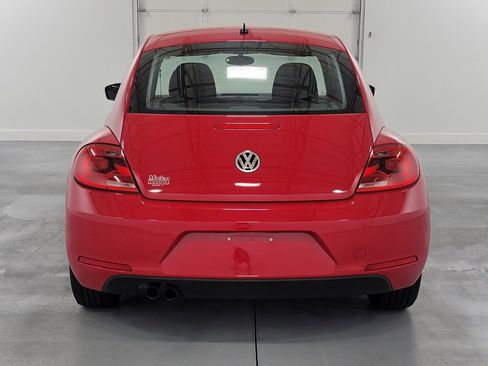 Used 2013 Volkswagen Beetle 2.5 image 8
