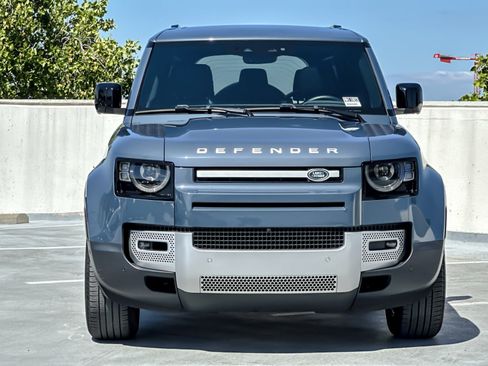 Used 2024 Land Rover Defender 110 S AWD/4WD image 11