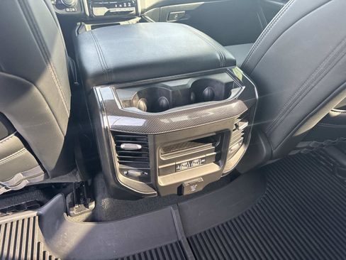 Used 2020 RAM 1500 Big Horn w/ Built-to-serve Edition AWD/4WD image 15