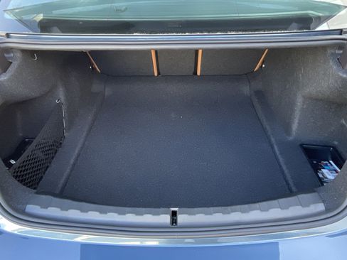 Certified 2025 BMW 330i 330i w/ Convenience Package image 32