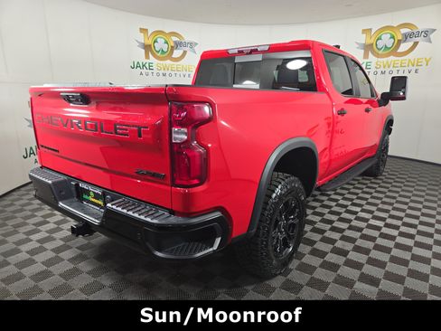 Certified 2023 Chevrolet Silverado 1500 ZR2 w/ Technology Package AWD/4WD image 9