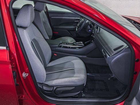 Used 2022 Hyundai Sonata SE image 18
