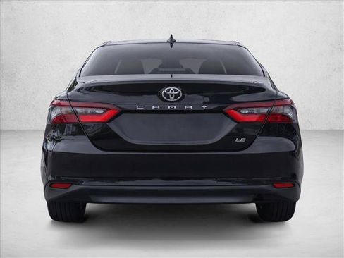 Used 2024 Toyota Camry LE FWD image 6