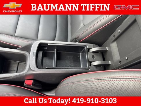Used 2025 Chevrolet TrailBlazer RS w/ Convenience Package AWD/4WD image 20