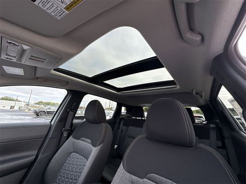 New 2026 Nissan Kicks SV w/ SV Premium Package image 21