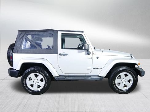 Used 2011 Jeep Wrangler Sahara w/ Dual Top Group image 8
