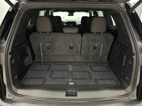 Used 2025 GMC Acadia Elevation AWD/4WD image 34