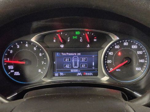 Used 2020 Chevrolet Equinox LT FWD image 23