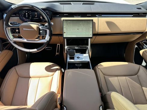 New 2026 Land Rover Range Rover Long Wheelbase SE AWD/4WD image 21