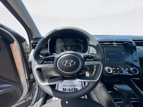 Used 2024 Hyundai Tucson SE FWD image 16