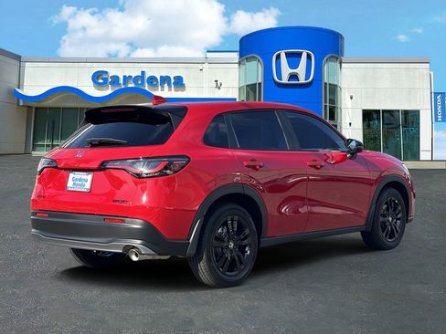 Used 2027 Honda HR-V Sport image 6