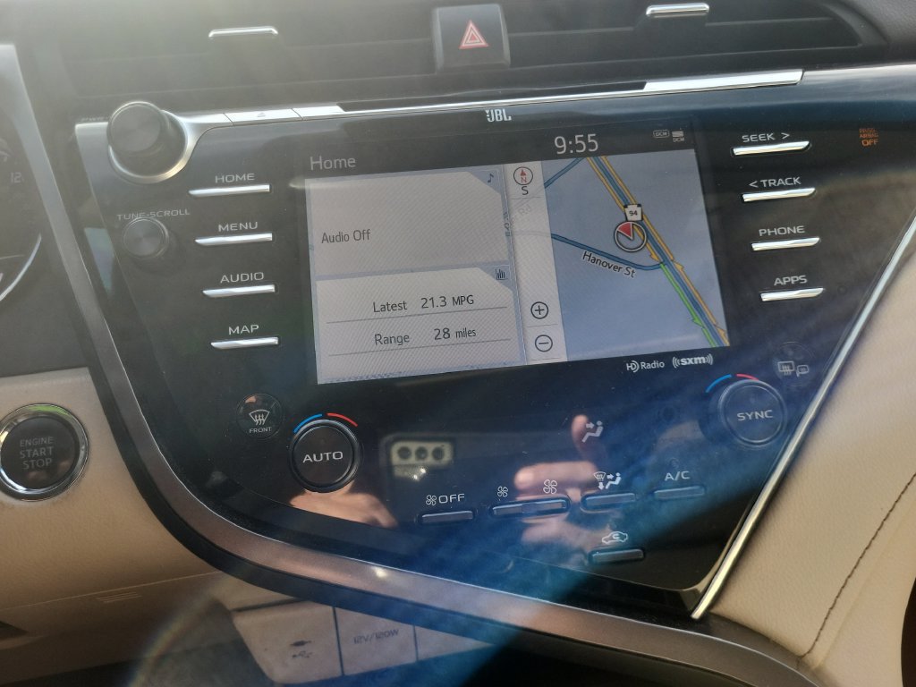 Used 2018 Toyota Camry XLE w/ Driver Assist Package FWD image 23