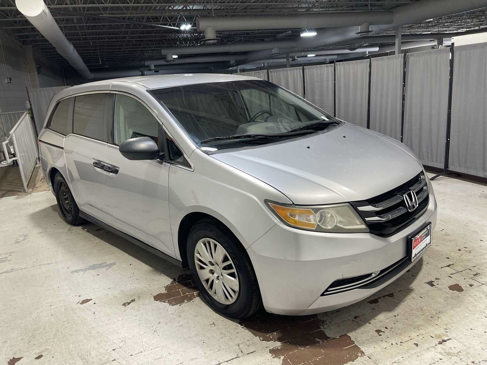 Used 2014 Honda Odyssey LX image 27