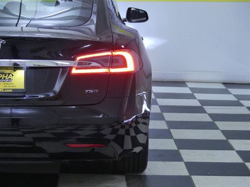 Used 2017 Tesla Model S 75D image 28