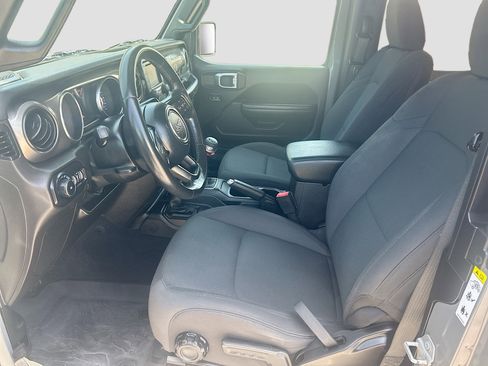 Used 2019 Jeep Wrangler Sport AWD/4WD image 20